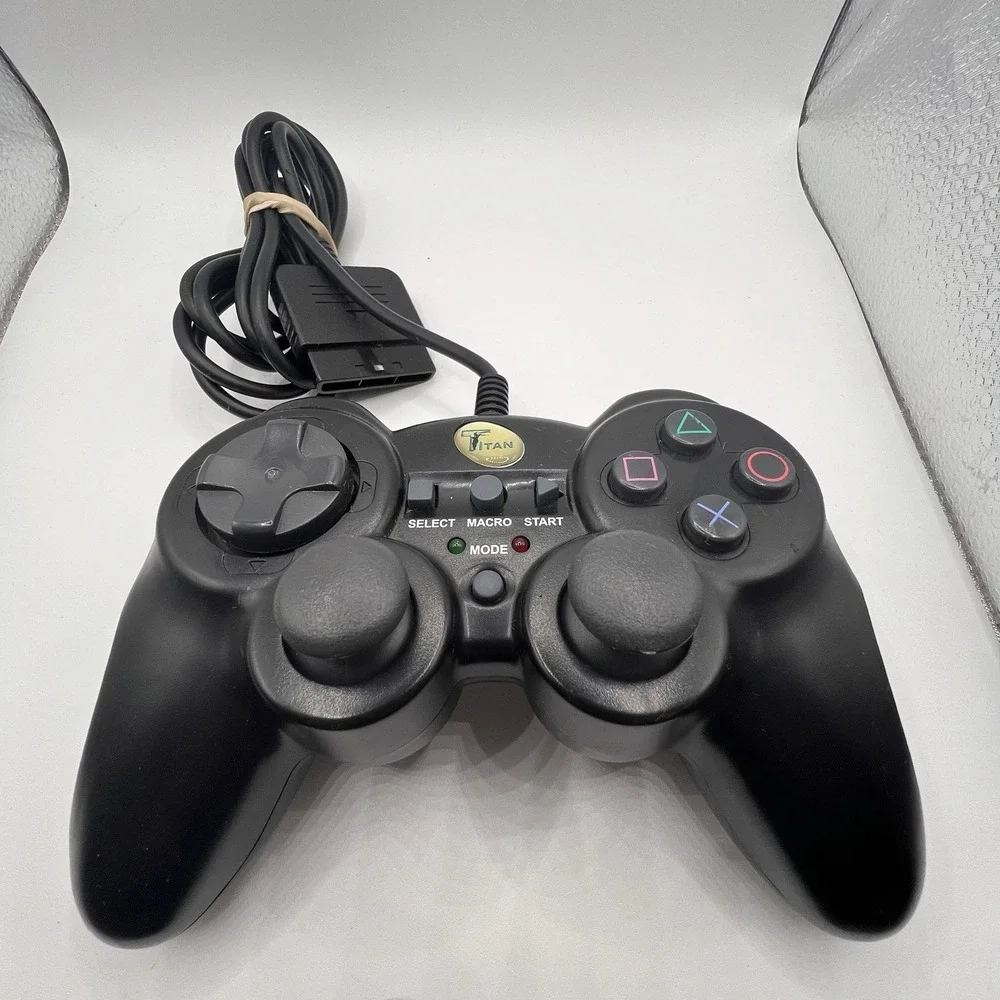 Titan Playstation 1 & 2 Advanced Wired Black Controller PS1 PS2 Tested & Working